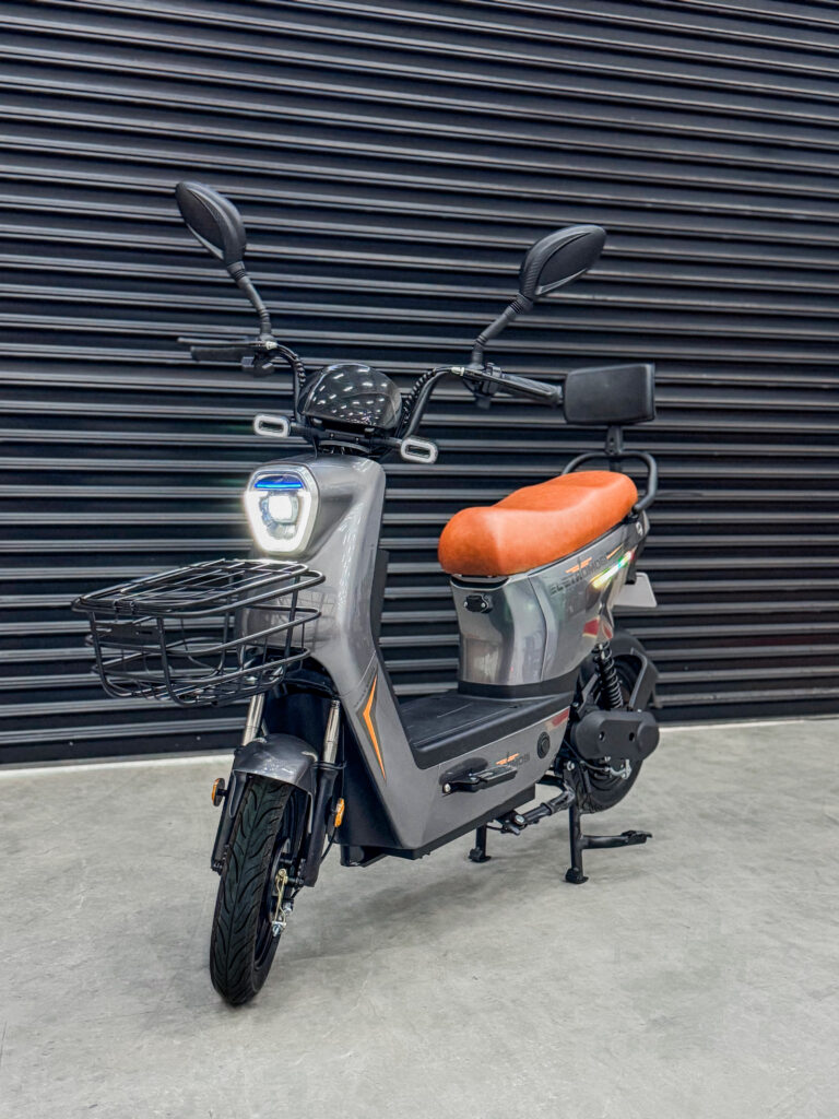 7F2EDA11-1453-44E2-A3C1-74D2913A3062